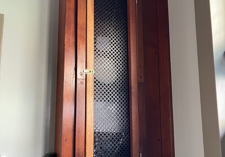 Meterkastdeur op maat (1) - Blom Houtbewerking